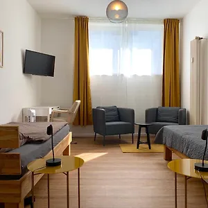 Apartment Alles Komplett - 2 Schlafzimmer, Grosse Kueche, Bad, Köln